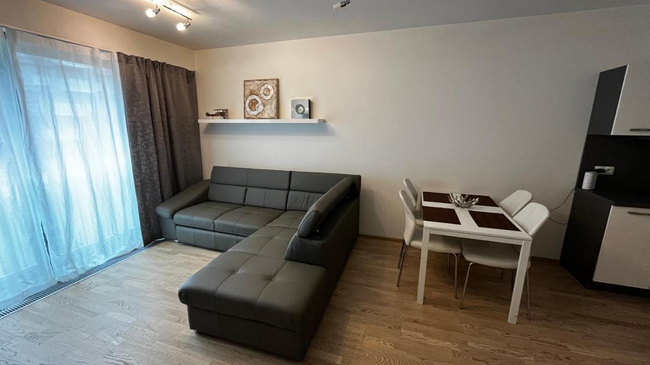 Residence Garden Tower - 8 Min Do Centra, Garaz Prague Extérieur photo